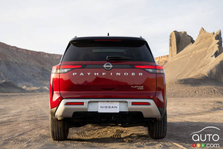 2022 Nissan Pathfinder, rear